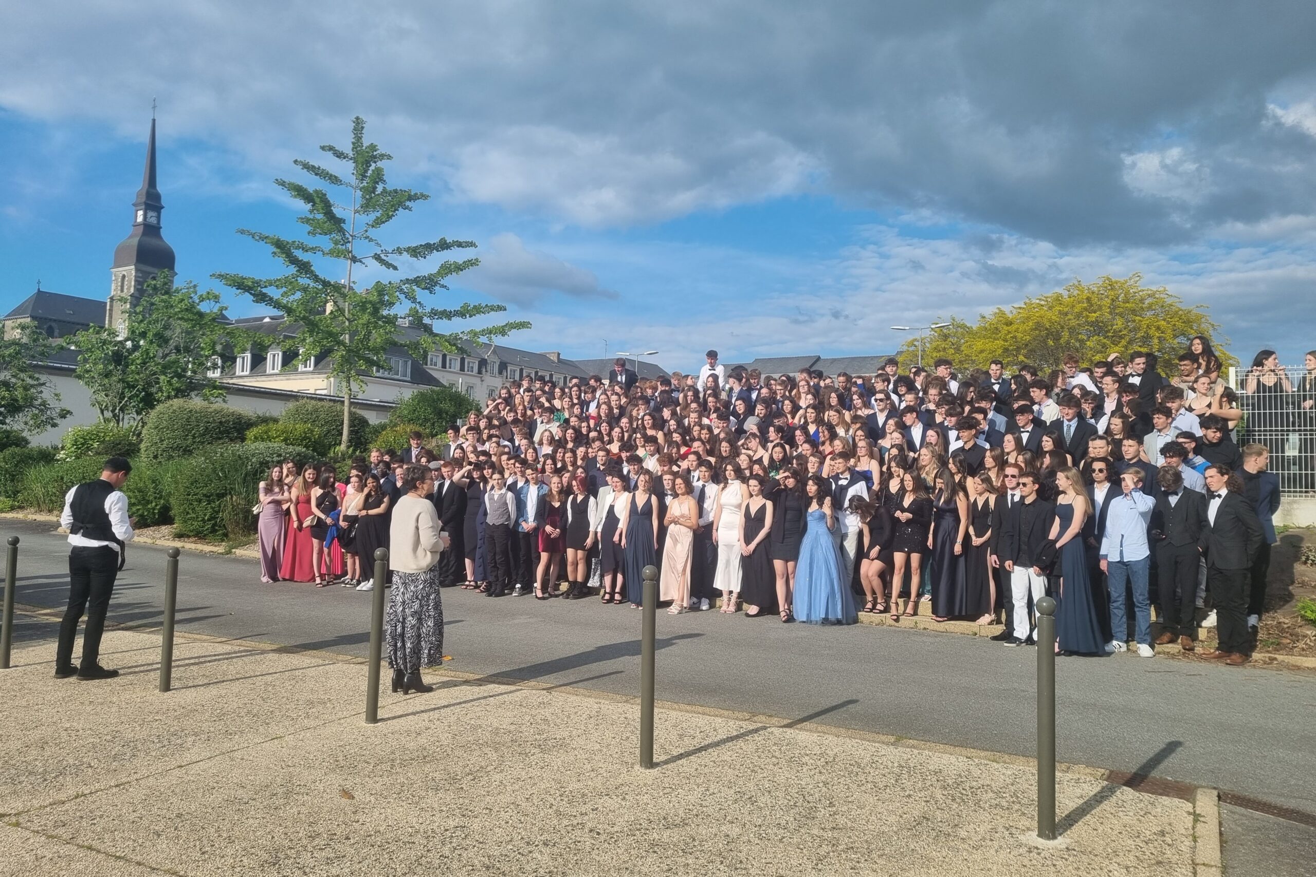 “La Mennais High School Students Walk the Red Carpet at Annual Prom Event”